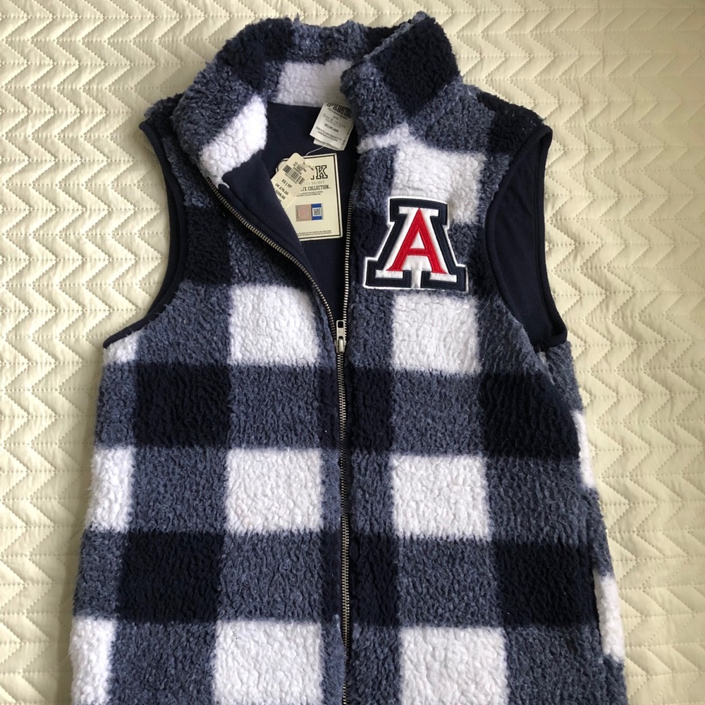 NWT Pink/5th & Ocean UofA vest